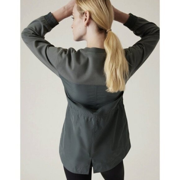 Athleta Medium Triumph Hybrid Crewneck Sweatshirt Green Stretch Yoga Pullover - Picture 13 of 13